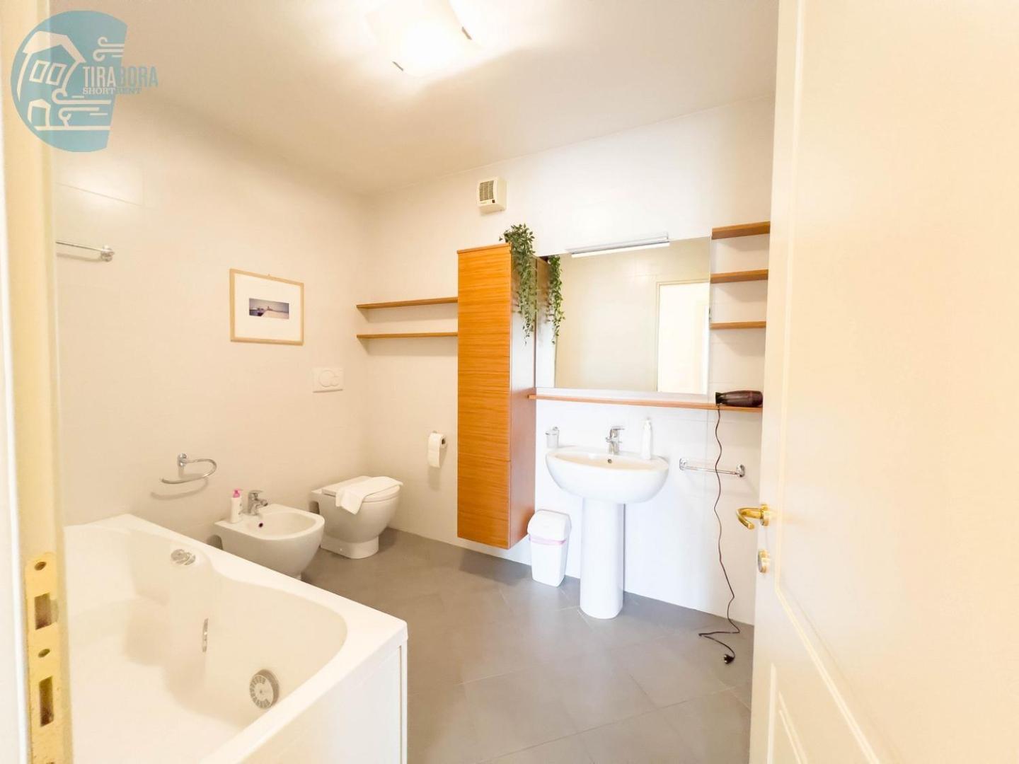 Cattedrale 5 Tirabora Short Rent Lejlighed Trieste Eksteriør billede