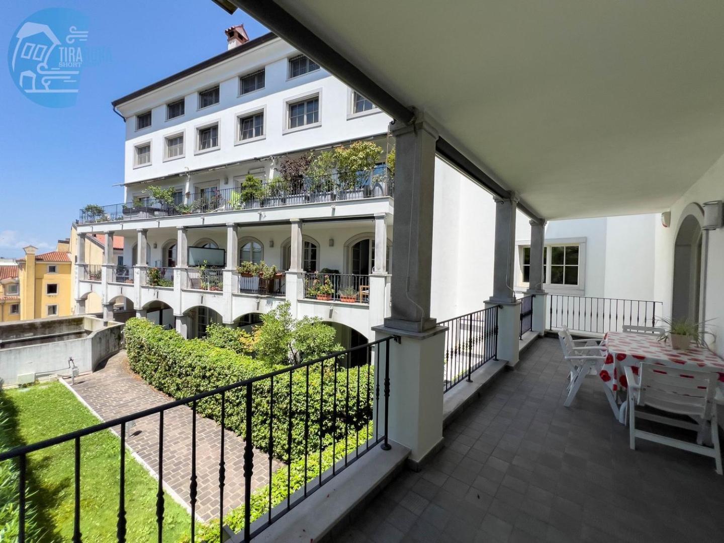 Cattedrale 5 Tirabora Short Rent Lejlighed Trieste Eksteriør billede