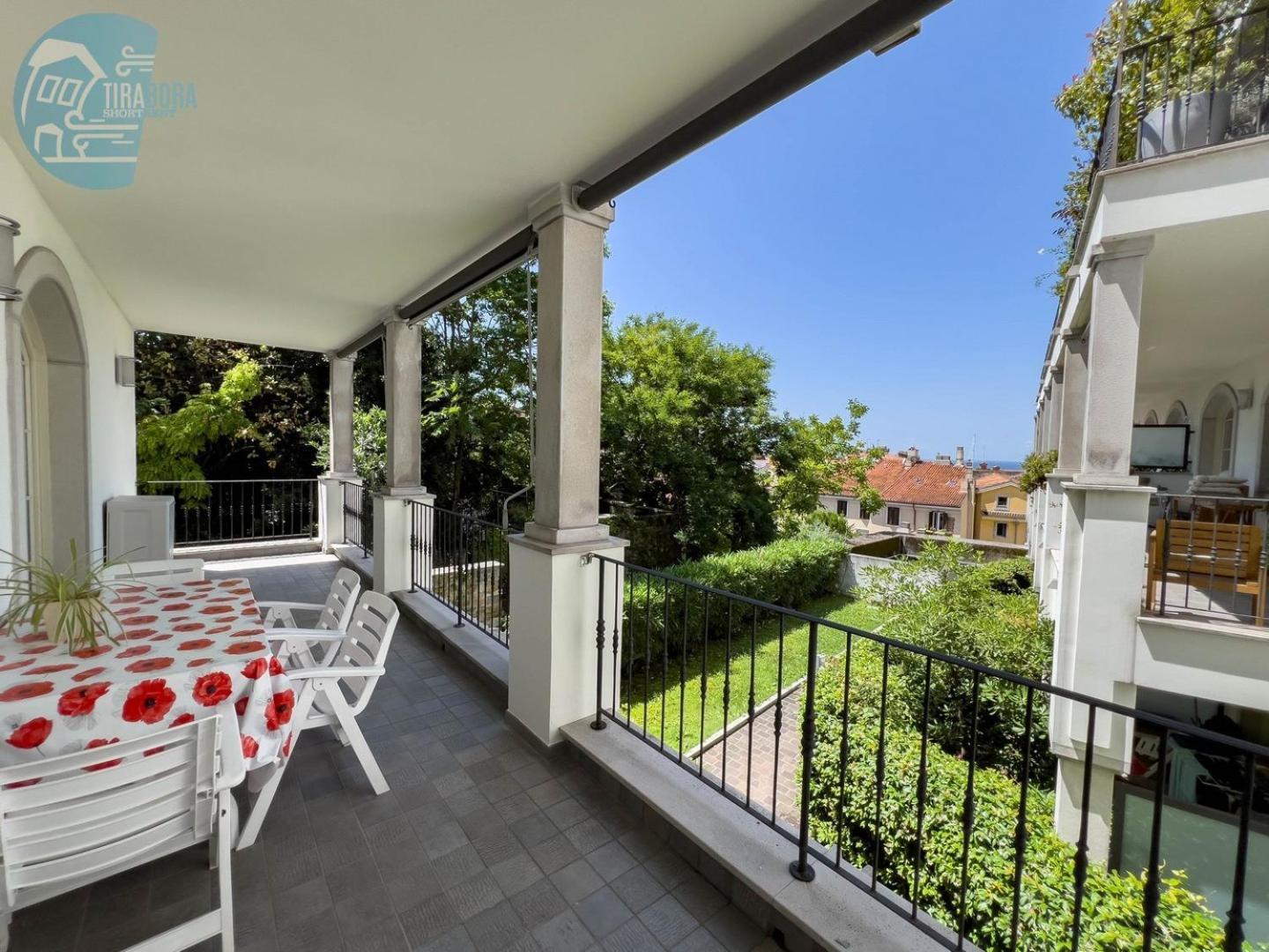 Cattedrale 5 Tirabora Short Rent Lejlighed Trieste Eksteriør billede